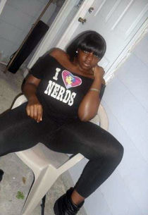 Negras tetonas, juegan y